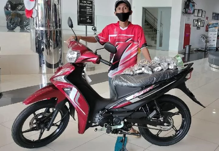 Menabung Uang Receh 5 Tahun Demi Yamaha Vega Force