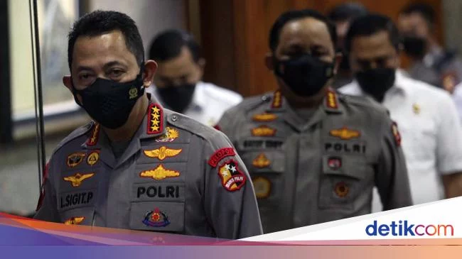 Kapolri Ungkap Alasan Surat Pengunduran Diri Ferdy Sambo Ditolak