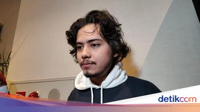 Aliando Bongkar Sosok Penyebab Idap OCD Ekstrem