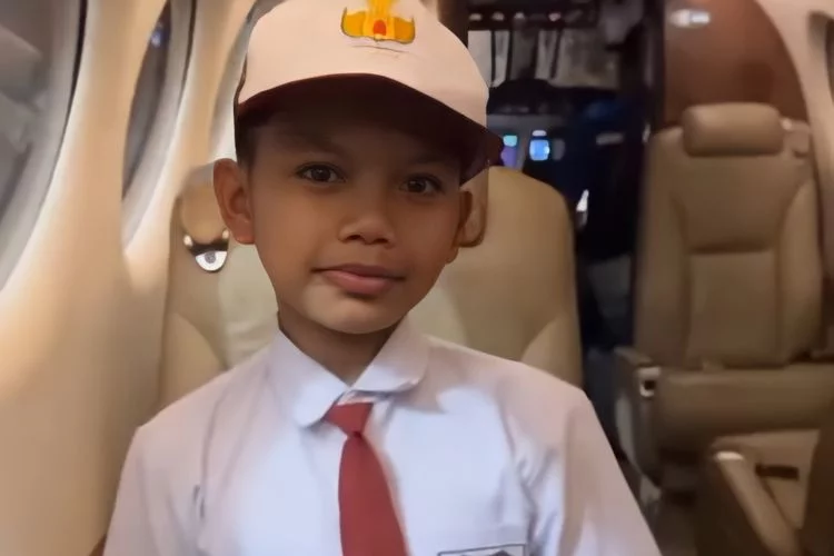 Jadi idola baru, Farel Prayoga ke sekolah dengan pesawat jet: Sesuai arahan Presiden