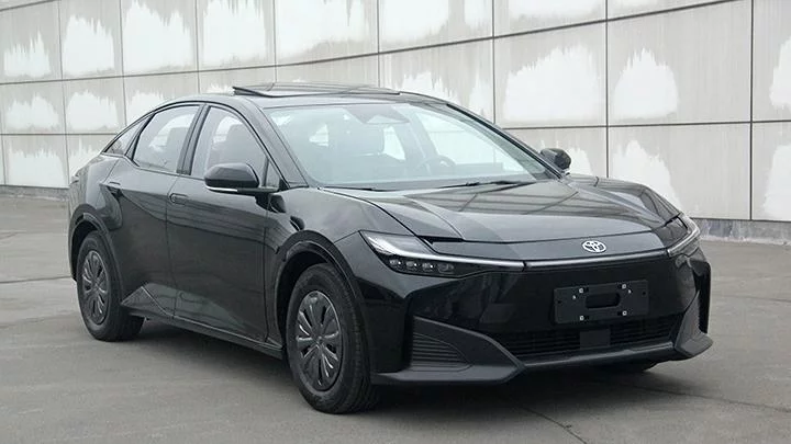 Sedan Listrik Toyota bZ3 Sudah Muncul Sebelum Diluncurkan pada 2023