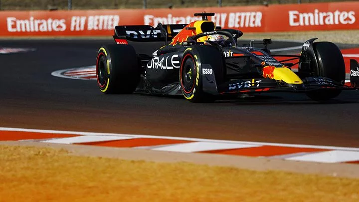 Formula 1: Max Verstappen Menang di Kandang, Hamilton P4