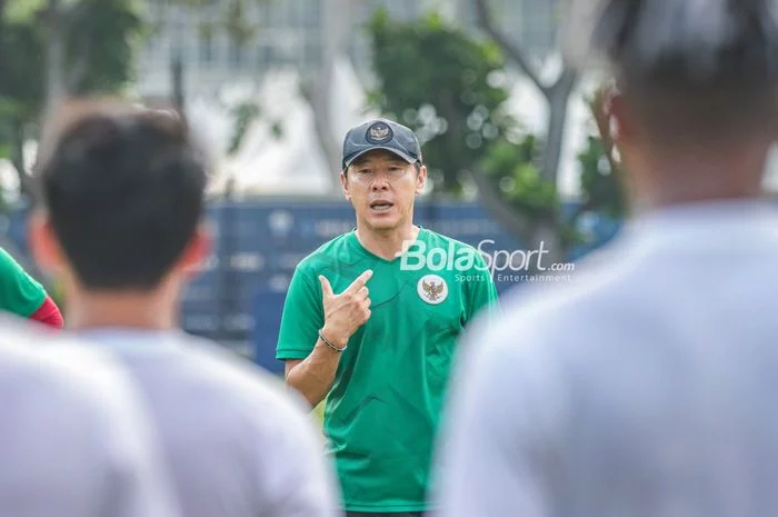 Shin Tae-yong Coret 8 Pemain Timnas U-19 Indonesia Jelang Kualifikasi Piala Asia U-20 2023
