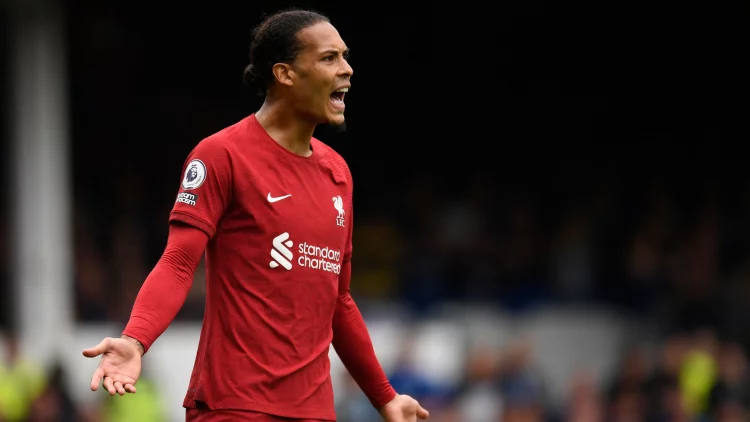 "Bek Paling Overrated Yang Pernah Ada & Dibesar-besarkan" - Liverpool Digilas Napoli, Virgil Van Dijk Habis Dihujat