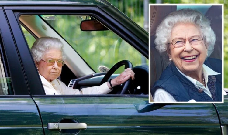 10 Koleksi Mobil Mewah Ratu Elizabeth II yang Ternyata Penggila Otomotif