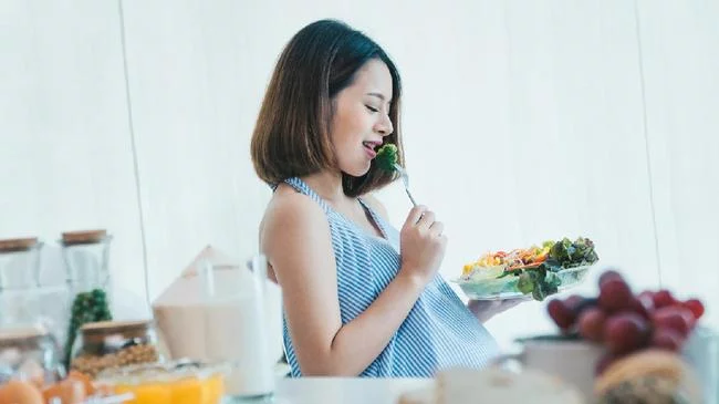 7 Vitamin Alami untuk Ibu Hamil Bersumber dari Makanan