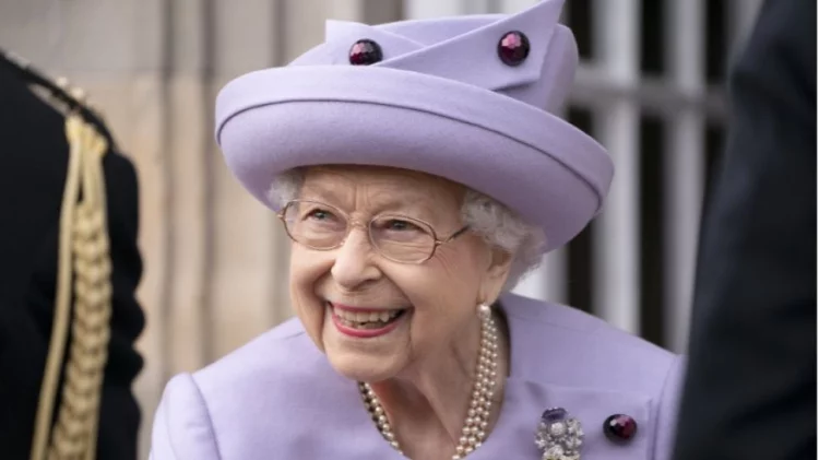 4 Fakta Menarik Ratu Elizabeth II, Punya Gaya Ikonik hingga Hobi Otomotif