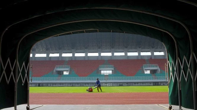Viral Sindiran Stadion Standar PSSI, Salah Satunya Pakasari Tergenang