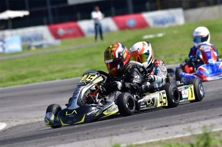 Qarrar Firhand Sabet Runner Up di Kejuaraan Gokart Internasional di Italia