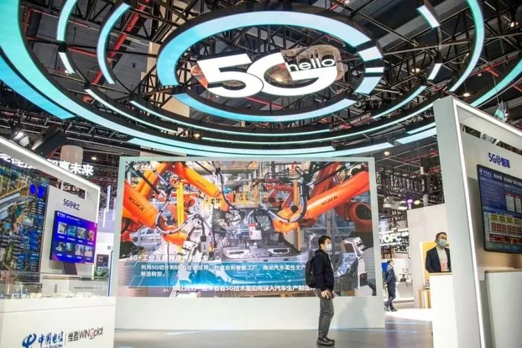 Teknologi Informasi :  China Miliki Hampir 2 Juta BTS Berjaringan 5G di 300 Kota..!