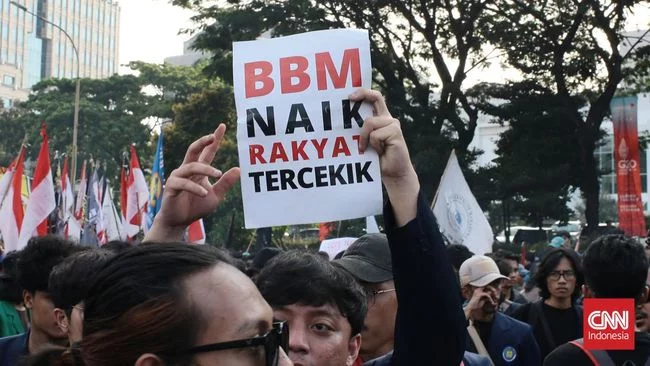 BEM SI Kembali Demo Tolak Kenaikan Harga BBM di Istana Hari Ini