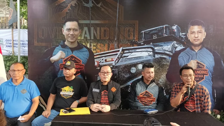 Overlanding Indonesia Gelar Jambore Otomotif di Toba, Nikmati Keindahan Alam Bareng AHY