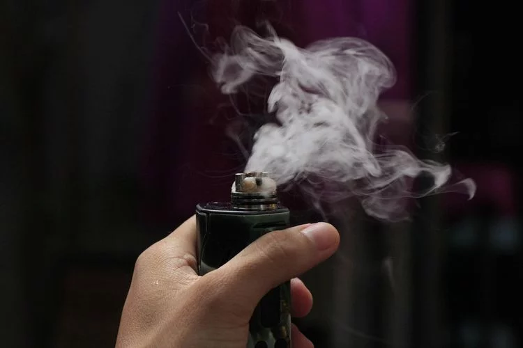 Benarkah Vape Bisa Menyebabkan Kanker Paru-Paru? Begini Penjelasan Dokter - Pikiran-Rakyat.com