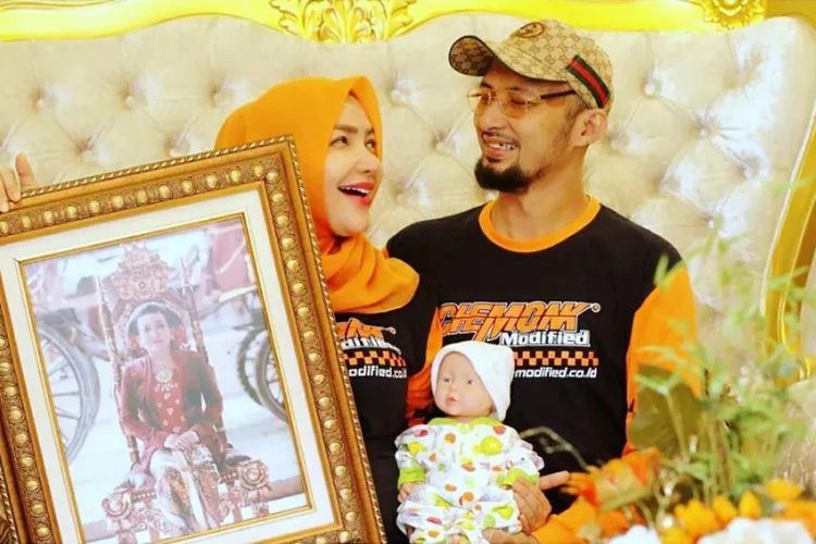 Pernyataan soal jumlah anak disorot, Andre Irawan ungkap momen Roro Fitria bertemu anak sambung: Semua ke...