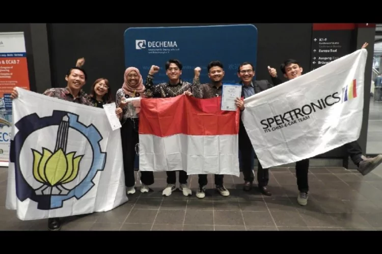 Tim Spektronics ITS Sabet Juara 1 di Ajang Chem-E-Car Internasional di Jerman