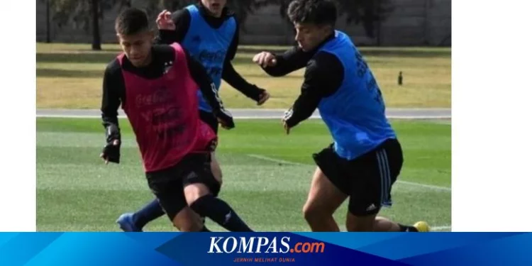 Alasan Lisandro Martinez Latihan Bersama Timnas U17 Argentina  Halaman all
