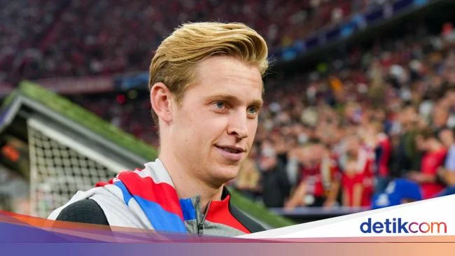 De Jong Tak Pernah Ingin Tinggalkan Barcelona