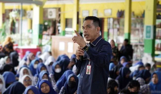 Generasi Sadar Teknologi, Bijak Gunakan Medsos