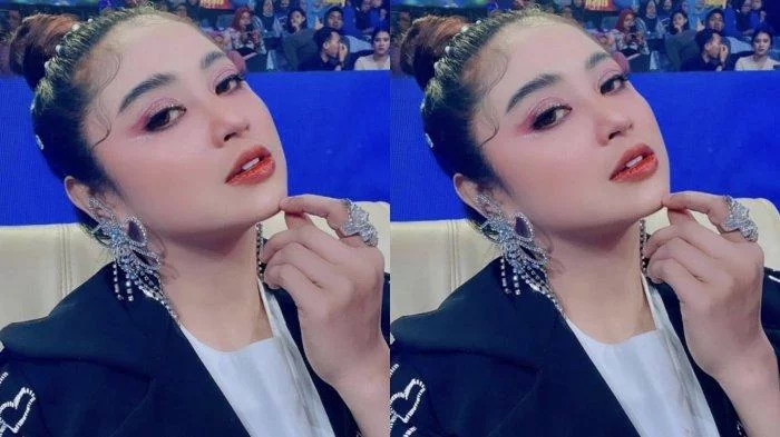 Isu Dewi Perssik Hamil Anak Budianto Akhirnya Terjawab, Dugaan Angga Wijaya Kini Terbukti