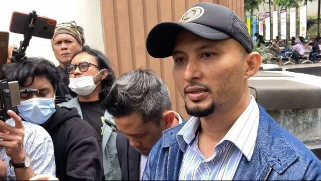 Mediasi dengan Roro Fitria Gagal, Andre Irawan Coba Berdamai di Luar Persidangan