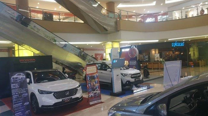 Otoweek di Q Mall Banjarbaru, Mobil Keluarga MPV Terbaru Ikut Dipamerkan