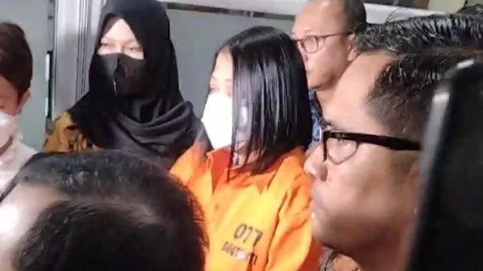 Putri Candrawathi Ditahan, Kuasa Hukum Jamin Kliennya akan Kooperatif Sampai dengan Persidangan