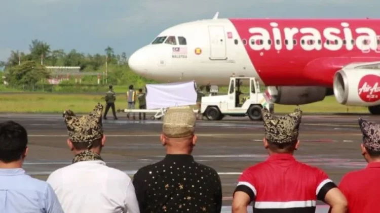 Resmi, Penerbangan Internasional Padang-Kuala Lumpur Lepas Landas