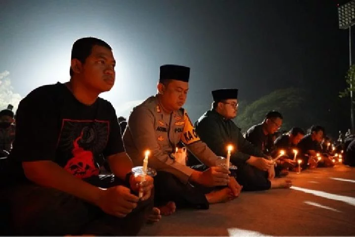 Bupati Kediri Gelar Aksi Solidaritas Insiden Kanjuruhan