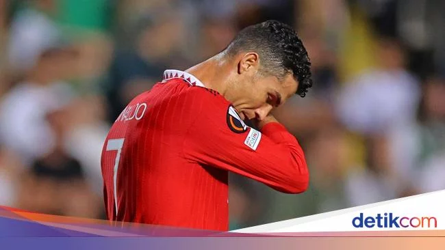 Ten Hag Dikecam gegara Prioritaskan Ronaldo di Liga Europa