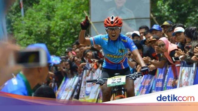 Kisah Pesepeda Putri Pangandaran: Dari Kampung hingga Internasional