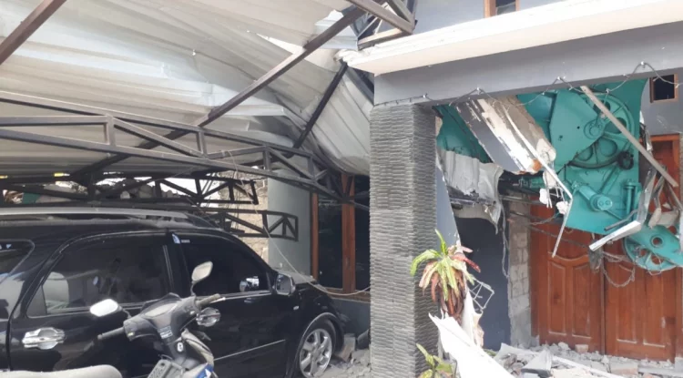 Pasca Peristiwa Truk Crane Tabrak Rumah Warga di Labuan Bajo, Penanggungjawab Melarikan Diri