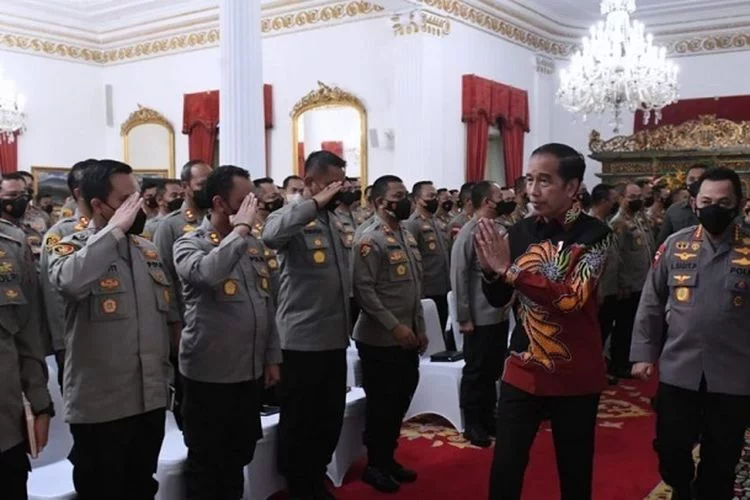 Jokowi: Indeks Kepercayaan Polri Begitu Peristiwa Ferdy Sambo Jatuh Paling Rendah - Pikiran-Rakyat.com