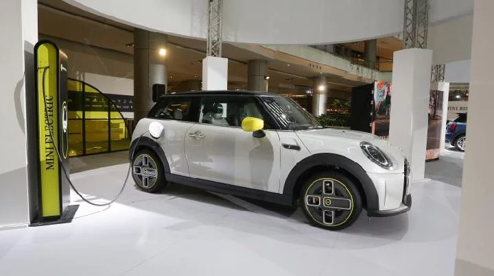 BMW Pindahkan Produksi Mobil Listrik Mini dari Inggris ke Cina