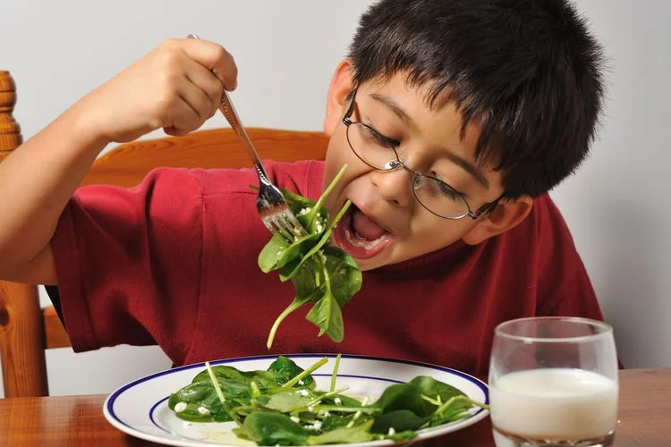 Orang Tua Wajib Tahu, 3 Alasan Utama mengapa Anak Harus Makan Sayur