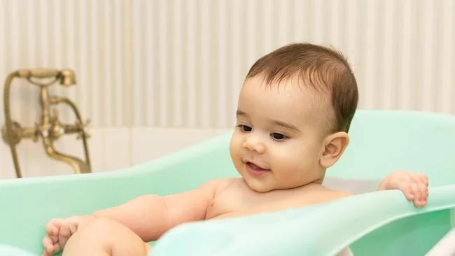 6 Manfaat Mandi ASI untuk Kulit Bayi, Mampu Lindungi Si Kecil dari Infeksi Bun