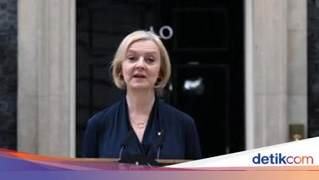 Liz Truss Ungkap Alasan Mundur dari PM Inggris