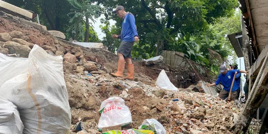 Tembok Pagar Sekolah di Depok Ambruk saat Siswa Uji Coba ANBK, Tidak Ada Korban Jiwa