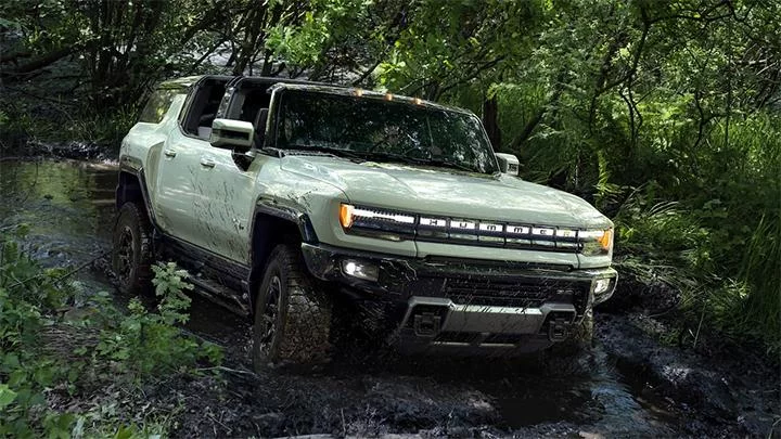 GM Luncurkan Mobil Baru Pick-Up Listrik Hummer EV