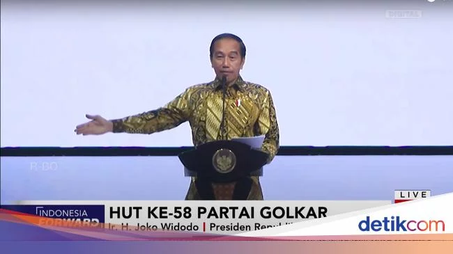 Saat Jas Kuning Luhut di HUT Golkar Bikin Kaget Jokowi