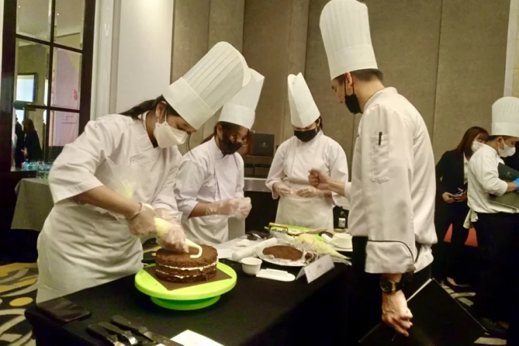 Hotel Ciputra World Surabaya Gelar Cooking Class di Hari Chef Internasional