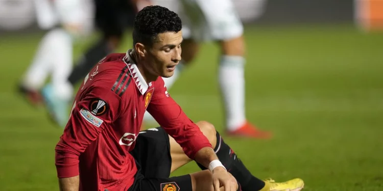 Situasi Semakin Memburuk, Cristiano Ronaldo Disarankan Angkat Kaki dari MU Pekan Depan