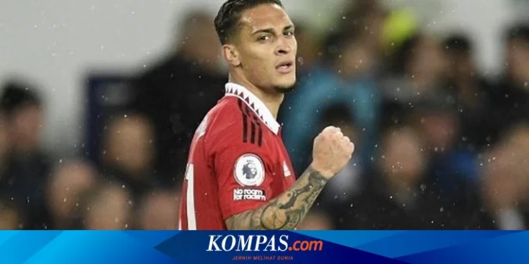 Kontroversi Putaran Antony, Legenda Man United Sebut seperti Badut Halaman all