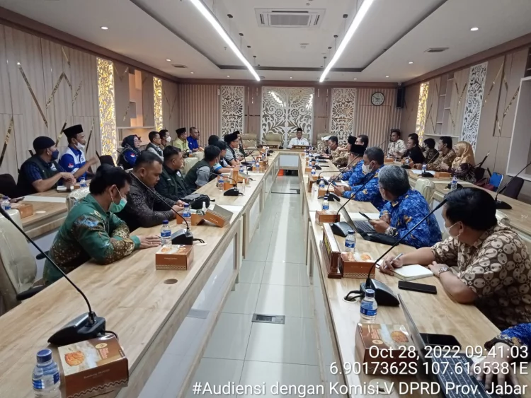 5 Peristiwa Kemarin, FKSS Jabar Tuntut Gubernur Tinjau Ulang BPMU Hingga SMP Negeri 15 Bandung Sukses Cetak Generasi Hebat