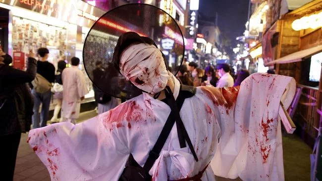 Bagaimana Pesta Halloween di Itaewon Korsel Bisa Tewaskan 154 Orang?