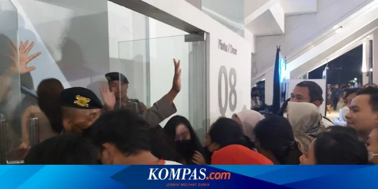 Saat Polisi Terpaksa Hentikan Festival Musik "Berdendang Bergoyang"... Halaman all