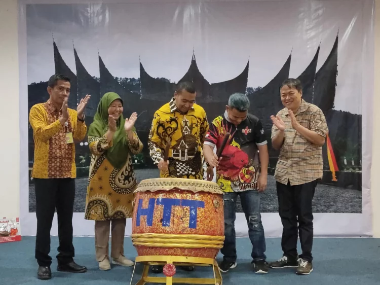 685 Ikan Cupang 5 Negara Ikuti West Sumatera Internasional Betta Festival 2022