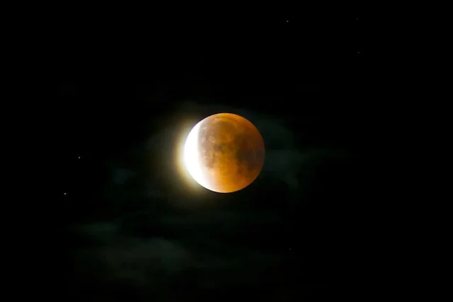 Gerhana Bulan Total 8 November 2022, Kenali Peristiwa Langka Tersebut dan Dampaknya Bagi Manusia