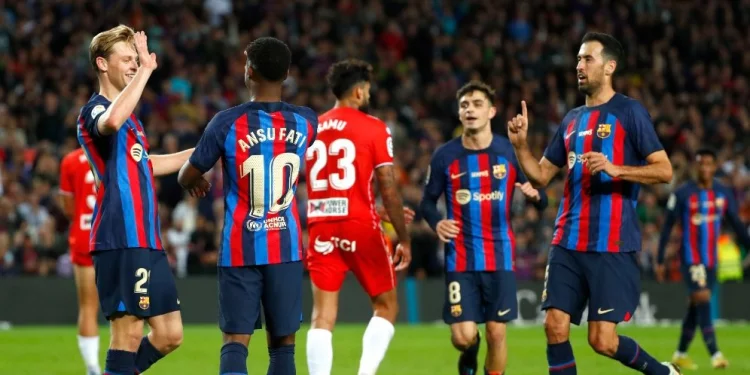 Rapor Pemain Barcelona Saat Sikat Almeria: Frenkie de Jong Istimewa, Gerard Pique Dapat Kado Manis