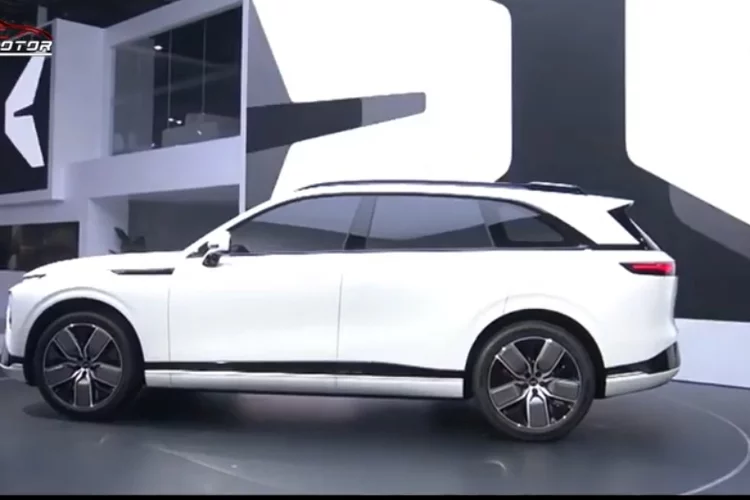 MEMBLUDAK!! Mobil Baru CINA Xpeng G9 Kembali Ramaikan Pasar Otomotif, Kecanggihan Bikin Geleng2