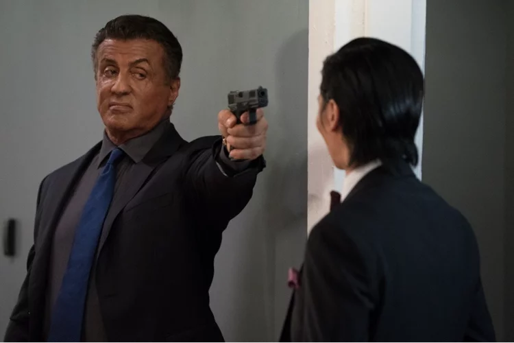 Sinopsis Film Escape Plan: The Extractors, Aksi Sylvester Stallone dalam Misi Penyelamatan - Pikiran-Rakyat.com